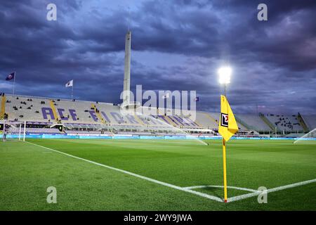 Vue générale du stade avant le match de demi-finale de la Coupe d'Italie entre ACF Fiorentina et Atalanta BC au stade Artemio franchi à Firenze (Italie), le 3 avril 2024. Banque D'Images