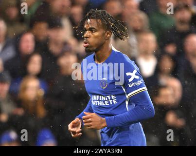 Londres, Royaume-Uni. 04th Apr, 2024. Carney Chukwuemeka (C) au match Chelsea v Manchester United EPL, à Stamford Bridge, Londres, Royaume-Uni le 4 avril 2024. Crédit : Paul Marriott/Alamy Live News Banque D'Images