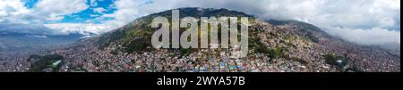 Medellin, Antioquia - Colombie. 4 avril 2024. L'UVA de l'Armonia est situé dans le quartier de Manrique Banque D'Images