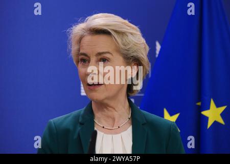 Bruxelles, Belgique. 05th Apr, 2024. Déclarations à la presse de Ursula von der LEYEN, présidente de la Commission européenne, à l'approche de la réunion de haut niveau UE-États-Unis-Arménie pour soutenir la résilience de l'Arménie à Bruxelles, Belgique, le 5 avril 2024. Crédit : ALEXANDROS MICHAILIDIS/Alamy Live News Banque D'Images