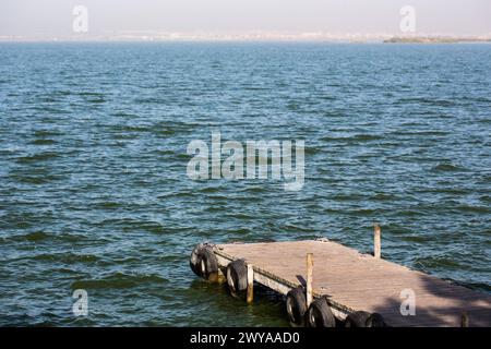 Jetée dans le lac Albufera, Valence Banque D'Images