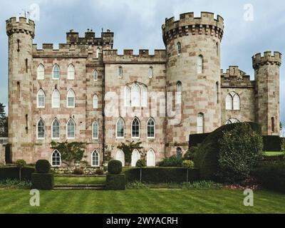 JARDINS DU CHÂTEAU DE CHOLMONDELEY, MALPAS, CHESHIRE Banque D'Images