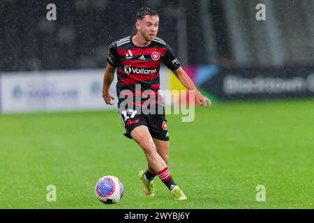 Sydney, Australie. 05th Apr, 2024. Lachlan Brook des Wanderers contrôle le ballon lors du match de A-League Men Rd23 entre les Wanderers et Brisbane Roar au CommBank Stadium le 5 avril 2024 à Sydney, Australie crédit : IOIO IMAGES/Alamy Live News Banque D'Images