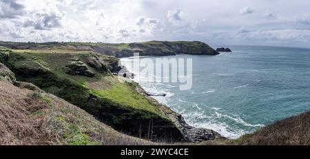 Vues et paysage entourant timtagel sur la côte ouest de cornwall sentier côtier sud-ouest boscastle bodmin Moor Banque D'Images