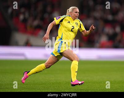 La suédoise Jonna Andersson lors du match de qualification de l'UEFA Women's Euro 2025 League A, Groupe A3 au stade de Wembley, Londres. Date de la photo : vendredi 5 avril 2024. Banque D'Images