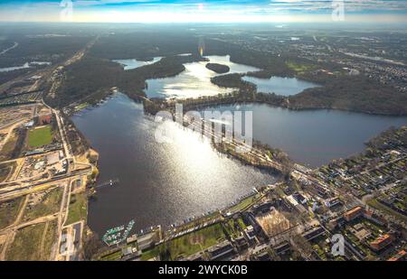 Vue aérienne, Sechs-Seen-Platte, zone de loisirs, nuages et ciel bleu, Wedau, Duisbourg, région de la Ruhr, Rhénanie du Nord-Westphalie, Allemagne, Duisburg-S. Banque D'Images