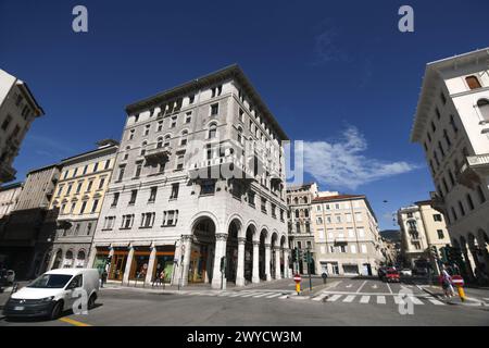 Trieste : Piazza Carlo Goldoni. Italie Banque D'Images