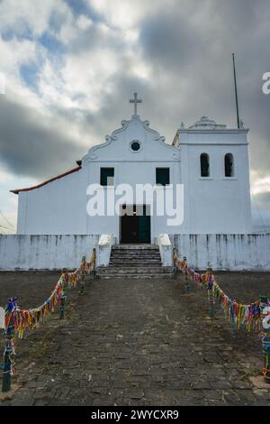 Santuário Diocesano Nossa Senhora. Vieille église au sommet du Monte Serrat. Santos, Brésil. 3 avril 2024. Banque D'Images