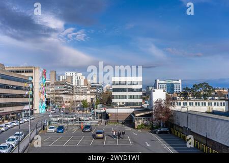 Vue sur le paysage urbain de Southampton depuis Central Station Bridge vers le centre-ville, Southbrook Rd et Blechynden Terrace, Southampton, Angleterre, Royaume-Uni Banque D'Images