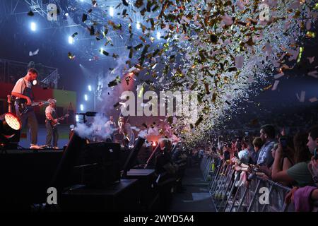 Padoue, Italie. 05th Apr, 2024. ALFA - je ne sais pas qui a créé le monde mais je sais qu'il était amoureux - TOUR 2024 Padoue (PD) Kioene Arena dans la photo ALFA crédit : Agence photo indépendante/Alamy Live News Banque D'Images