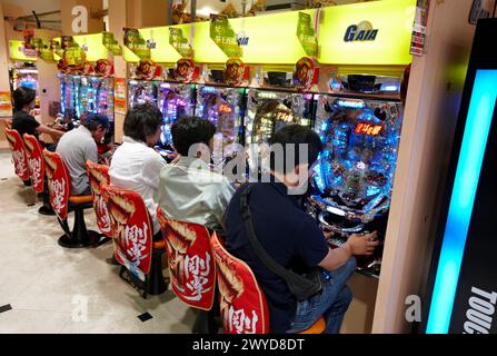Pachinco, boutiques électroniques, Asakusa, Tokyo, Japon. Banque D'Images
