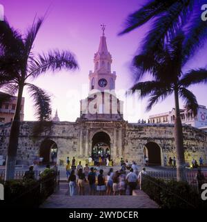 Puerta del Reloj (Portail de l'horloge), ville fortifiée de Carthagène de Indias. Colombie. Banque D'Images