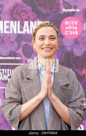 Anna Foglietta lors du Photocall du Prix WOMENLANDS RENDEZ-VOUS 2024, 6 avril 2024 à Rome, Italie crédit : Live Media Publishing Group/Alamy Live News Banque D'Images