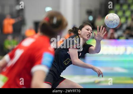 Kaho Nakayama - Japon lors du match national féminin de handball entre le Danemark et le Japon à Sydbank Arena à Odense samedi 6 avril 2024. (Photo : Claus Fisker/Ritzau Scanpix) Banque D'Images