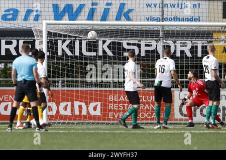 Den Haag, pays-Bas. 06 avril 2024. DEN HAAG, 06-03-2023, Sportpark Houtrust, Betnation Dutch Tweede Divisie Football, saison 2023/2024, match entre Scheveningen et Excelsior Maassluis. 2-2 crédit : Pro Shots/Alamy Live News Banque D'Images