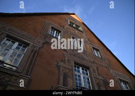 Vue panoramique sur le restaurant JY's, deux étoiles Michelin, du chef Jean-Yves Schillinger, de style Renaissance, sur les rives de la Lauch à Colmar, en France. Banque D'Images