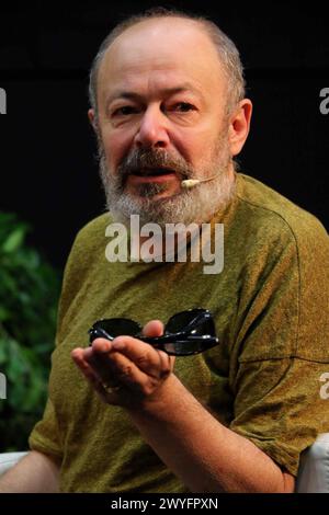 Archive photo, Italie. 07 avril 2024. ARCHIVE PHOTO - Milan - présentation du Teatro dell'infanzia à via Bovio. Italo Rota (Milan - 2017-07-27, Massimo Alberico) ps la photo peut être utilisée en respectant le contexte dans lequel elle a été prise, et sans intention diffamatoire du décorum des personnes représentées usage éditorial seulement crédit : Agence photo indépendante/Alamy Live News Banque D'Images