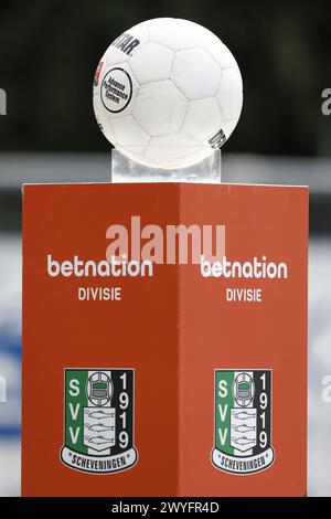 Den Haag, pays-Bas. 06 avril 2024. DEN HAAG, 06-03-2023, Sportpark Houtrust, Betnation Dutch Tweede Divisie Football, saison 2023/2024, match entre Scheveningen et Excelsior Maassluis. Crédit Matchball : Pro Shots/Alamy Live News Banque D'Images