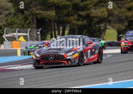 15 PAPADOPULOS Alexandre (usa), IBANEZ TRULLOLS Liuc (spa), NM Racing Team, Mercedes-AMG GT4, action lors de la 1ère manche de la série européenne GT4 2024 propulsée par Rafa Racing Club sur le circuit Paul Ricard, du 5 au 7 avril 2024 au Castellet, France - photo Marc de Mattia/DPPI crédit: DPPI Media/Alamy Live News Banque D'Images