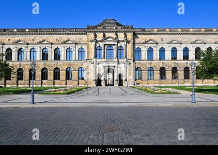 Dresde, Allemagne - 9 juillet 2023 : Old Masters Picture Gallery vue du bâtiment à Dresde, Allemagne. Banque D'Images