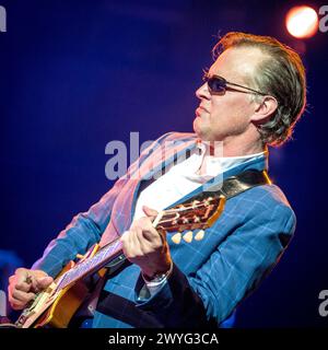 Joe Bonamassa à propos des chants et de la guitare Banque D'Images