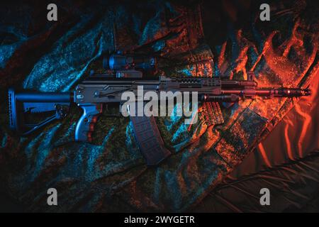 Fusil d'assaut moderne russe ak 12. Banque D'Images