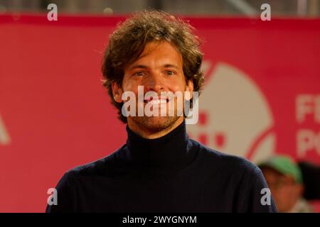 Estoril, Portugal. 06 avril 2024. Estoril, Portugal, 06 avril 2024 : Joao Sousa lors de sa cérémonie de retraite au Clube de Tenis do Estoril à Estoril, Portugal. (Pedro Porru/SPP) crédit : SPP Sport Press photo. /Alamy Live News Banque D'Images