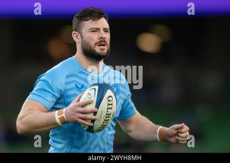 Dublin, Irlande. 06 avril 2024. Robbie Henshaw de Leinster lors de la Coupe des Champions Investec, Round of 16 match entre Leinster Rugby et Leicester Tigers à Aviva Stadium à Dublin, Irlande le 6 avril 2024 (photo by Andrew SURMA/ Credit : Sipa USA/Alamy Live News Banque D'Images