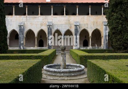 Cloître, Monastère de Santa Maria da Vitória (alias Monastère de Batalha), Leiria. Portugal. Banque D'Images