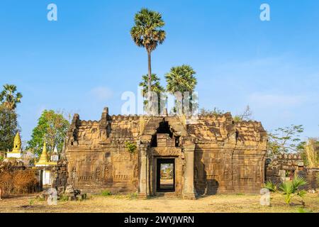 Cambodge, Kampong Cham, temple bouddhiste angkorien Vat Nokor (ou Nokor Bachey) construit au XIe siècle Banque D'Images