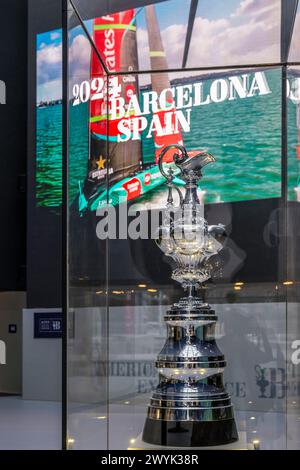 Espagne, Catalogne, Barcelone, Port Vell, America's Cup Experience, centre promotionnel officiel pour la 37e America's Cup Barcelona 2024 Banque D'Images