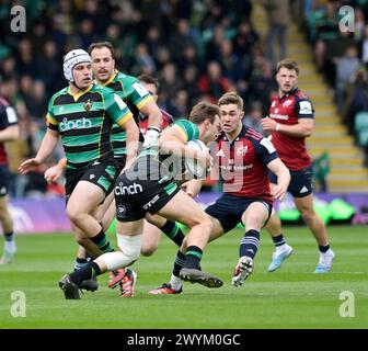 Northampton ANGLETERRE - avril 7-2024 : James Ramm des Northampton Saints lors du match de la Coupe des Champions Investec entre les Northampton Saints et Munster Rugby au Cinch Stadium Franklin’s Gardens. Northampton Banque D'Images