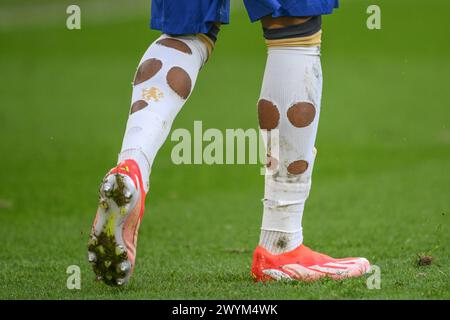 Sheffield, Royaume-Uni. 07 avril 2024. Le dos des chaussettes de Noni Madueke de Chelsea lors du match de premier League Sheffield United vs Chelsea à Bramall Lane, Sheffield, Royaume-Uni, le 7 avril 2024 (photo Craig Thomas/News images) à Sheffield, Royaume-Uni le 4/7/2024. (Photo de Craig Thomas/News images/SIPA USA) crédit : SIPA USA/Alamy Live News Banque D'Images