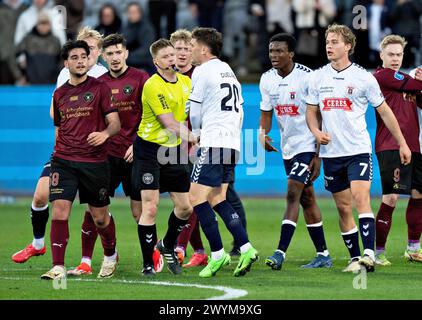 Tumulte au coup de sifflet final du match de 3F Superliga entre AGF et FC Midtjylland au Ceres Park à Aarhus, dimanche 7 mars 2024. (Photo : Henning Bagger/Ritzau Scanpix) Banque D'Images