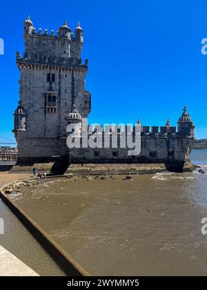 Lisbonne, Portugal, Jardim da Torre de Belém, Tour de Belém, Torre de Belem, jardin de la tour de Belem, voyageur solo en vacances à une destination exotique Banque D'Images