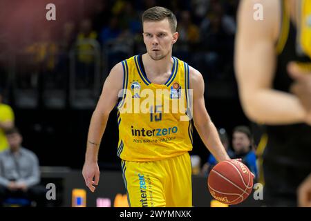 Martin Hermansson (Alba Berlin, 15), Alba Berlin vs Alba Berlin vs MHP Riesen Ludwigsburg, BBL, Basketball, Uber Arena, 07.04. 2024, crédit : HMB Media/Uwe Koch/Alamy Live News Banque D'Images