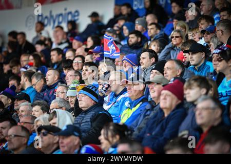 Doncaster, Angleterre - 7 avril 2024 fans de Wakefield Trinity. Rugby League Betfred Championship, Doncaster RLFC vs Wakefield Trinity à Eco Power Stadium, Doncaster, Royaume-Uni Dean Williams Banque D'Images