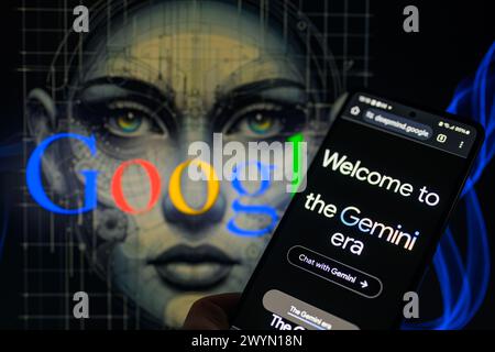 Bruxelles, Belgique. 07 avril 2024. La page d'accueil de Gemini est affichée sur un smartphone avec Gemini visible en arrière-plan, vu sur cette illustration photo. Prise à Bruxelles, Belgique. Le 7 avril 2024. (Jonathan Raa/Sipa USA) *** strictement à des fins éditoriales *** crédit : Sipa USA/Alamy Live News Banque D'Images