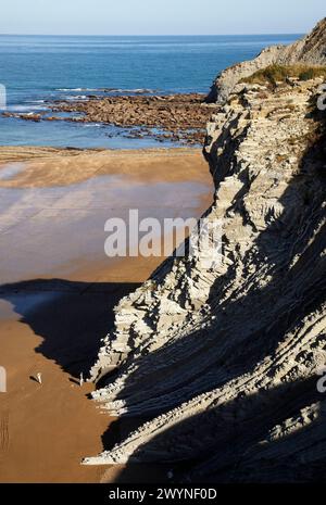 Flysch, Algorri, Zumaia, Gipuzkoa, Euskadi, Espagne. Banque D'Images