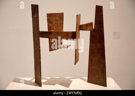 Peigne à vent I, 1952, Eduardo Chillida, Museo Nacional Centro de Arte Reina Sofia, Madrid, Espagne, Europe. Banque D'Images