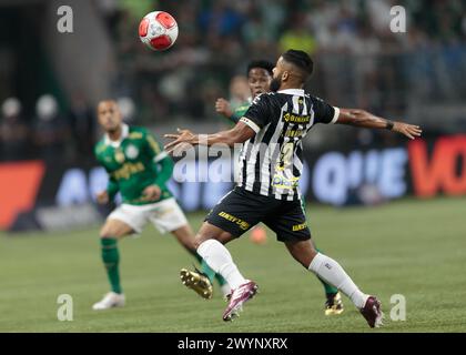 São Paulo (SP), 7 mars 2024 - Football / Palmeiras vs Santos - match entre Palmeiras et Santos, valable pour la finale du Campeonato Paulista de Futebol, qui se tient à Allianz Parque dimanche après-midi (7). Crédit : Vilmar Bannach/Alamy Live News. Banque D'Images