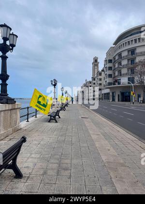 Ville métropolitaine de Bari, Italie, rues, bâtiments publics, architecture, région des Pouilles, mer Adriatique, Italie méridionale, centre, Palazzo del Governo Banque D'Images