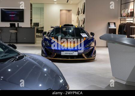 Les nouvelles voitures électriques McLaren, Hong Kong, Chine. Banque D'Images