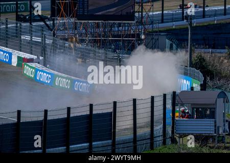 Suzuka, Japon, 07 avril, Alex Albon, de Thaïlande, concourt pour Williams Racing. Jour de la course, manche 04 du championnat de formule 1 2024. Crédit : Michael Potts/Alamy Live News Banque D'Images