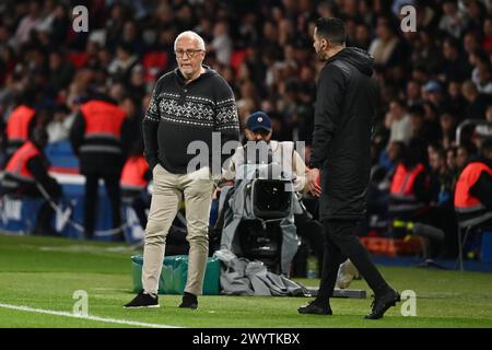 © Julien Mattia/le Pictorium/MAXPPP - Paris 06/04/2024 Julien Mattia/le Pictorium - 06/04/2024 - France/Ile-de-France/Paris - L'entraineur du Clermont Foot, Pascal Gastien lors de la 28eme journee de ligue 1 Ubereats, entre le PSG et Clermont Foot 63 au Parc des Princes, le 6 avril 2024 - valeurs ACtuelles Out, JDD out, No JDD, RUSSIA OUT, NO RUSSIA #norussia/06/04/2024 - France/Ile-de-France (région)/Paris - Clermont Foot coach Pascal Gastien lors de la 28ème journée de Ligue 1 Ubereats, entre le PSG et Clermont Foot 63 au Parc des Princes, le 6 avril 2024 Banque D'Images