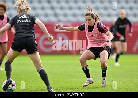 Viborg, Danemark. 08 avril 2024. Davina Philtjens photographiée lors de la séance d'entraînement de la journée -1 avant un match entre les équipes nationales du Danemark et de Belgique, appelée les Red Flames lors de la deuxième journée du groupe A2 dans la phase de championnat des qualifications européennes féminines de l'UEFA 2023-24, le lundi 8 avril 2024 à Viborg, Danemark . Crédit : Sportpix/Alamy Live News Banque D'Images