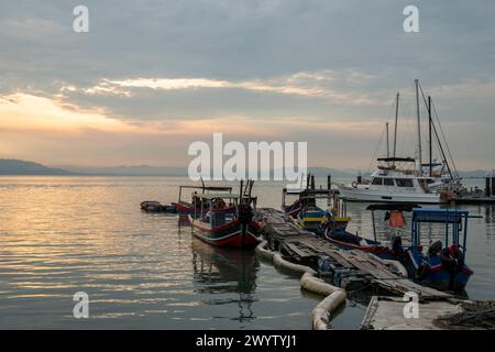 Sungai Gelugor Fisherman Wharf, George Town, Pulau Pinang, Penang, Malaisie, Asie Banque D'Images
