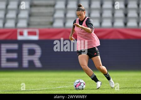 Viborg, Danemark. 08 avril 2024. Jassina Blom photographiée lors de la séance d'entraînement de la journée -1 avant un match entre les équipes nationales du Danemark et de Belgique, appelée les Red Flames lors de la deuxième journée du groupe A2 dans la phase de championnat de la compétition des qualifications européennes féminines de l'UEFA 2023-24, le lundi 8 avril 2024 à Viborg, Danemark . Crédit : Sportpix/Alamy Live News Banque D'Images