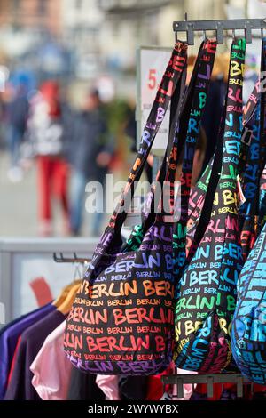 Souvenirs, Alexanderplatz, Berlin, Allemagne. Banque D'Images