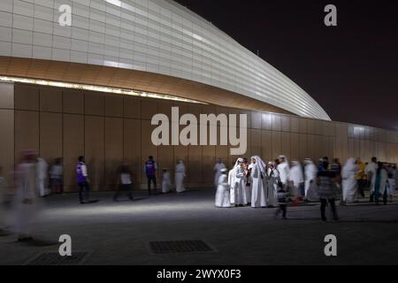 Match inaugural nocturne au stade. Al Janoub Stadium alias Al Wakrah Stadium, Doha, Qatar. Architecte : Zaha Hadid Architects, 2019. Banque D'Images